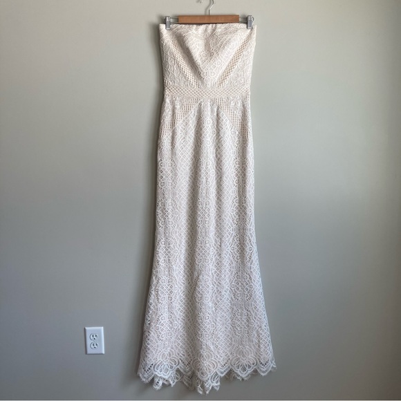 Tadashi Shoji Dresses & Skirts - Tadashi Shoji Bridal Large Lace Mermaid Style Strapless Gown 4